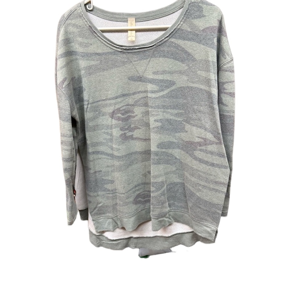 Altar'd State | Oversized Pullover Women's Camo Long Sleeve